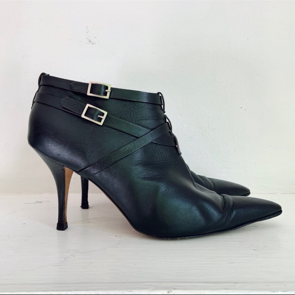 Manolo Blahnik Black Leather Pointy Toe Stiletto Heel Bootie - Picture 1 of 15